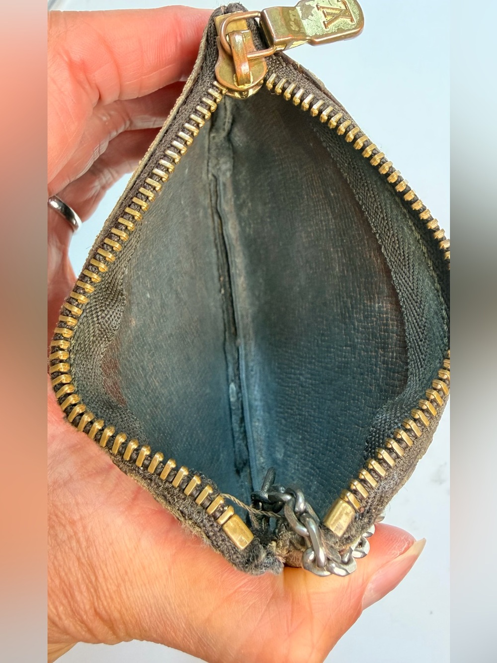 Louis Vuitton Vintage Key/Card Cles Pouch - Picture 6 of 13